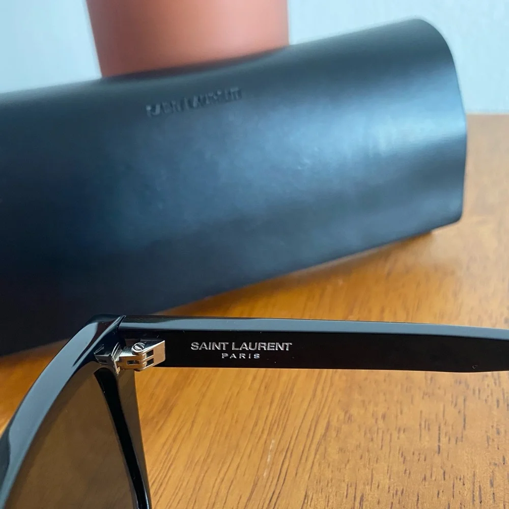 Saint Laurent Unisex Sunglasses - Picture 3 of 6